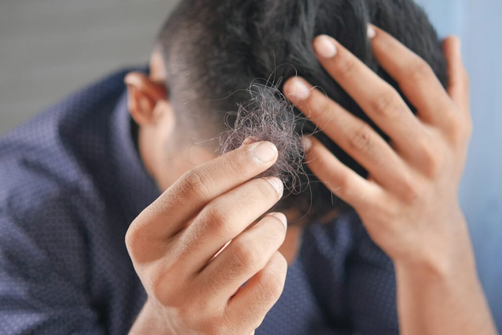 como frenar la caida del cabello